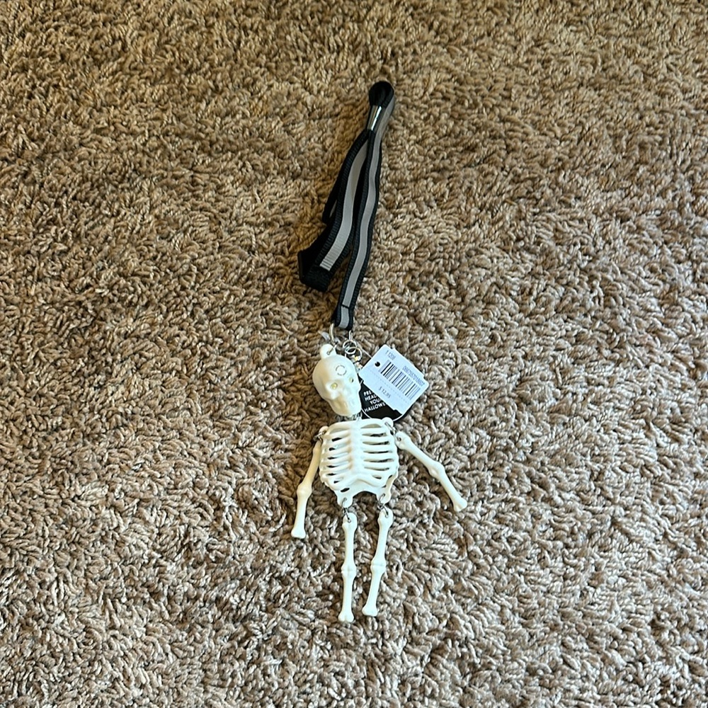 Bath and Body Works Skeleton Sanitizer Holder